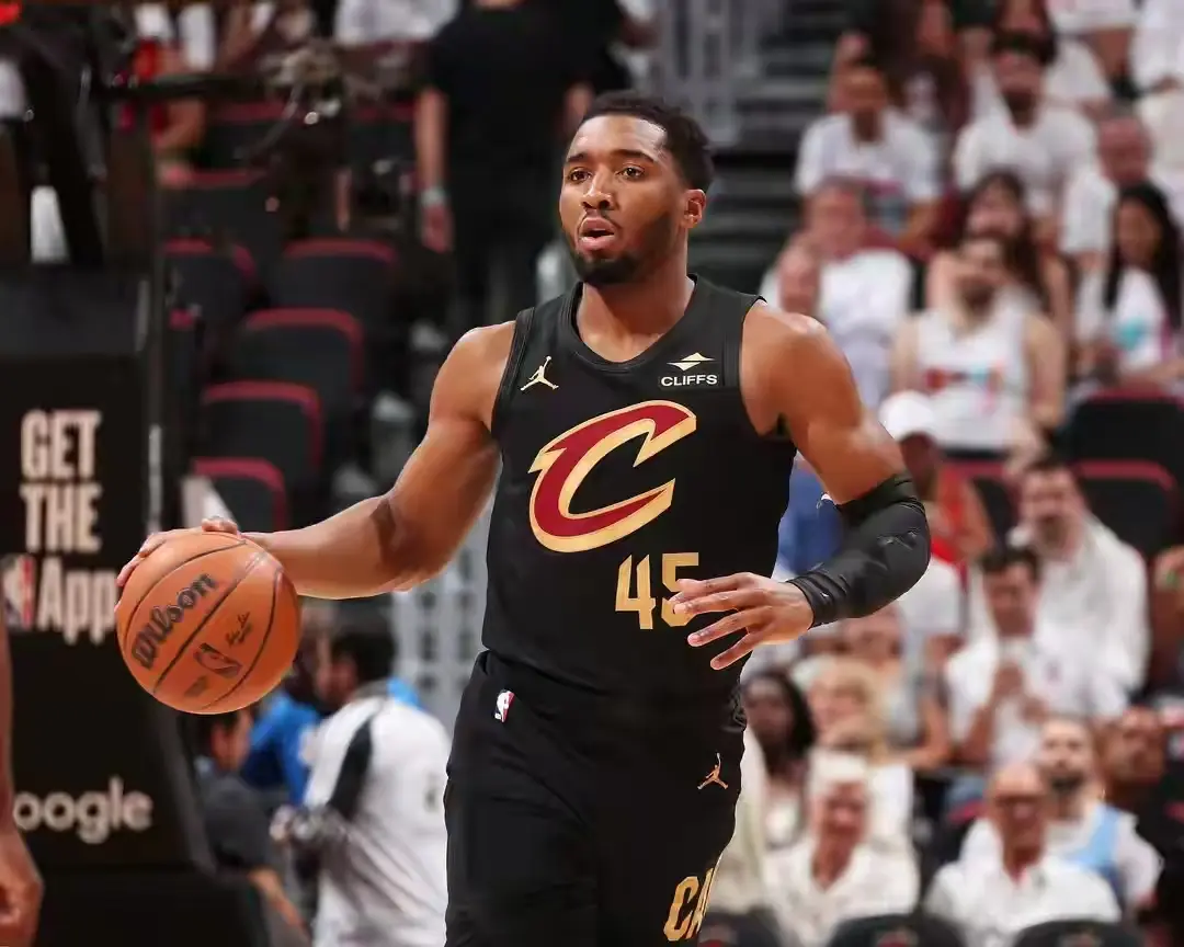 方面占优, 布伦森, 数据