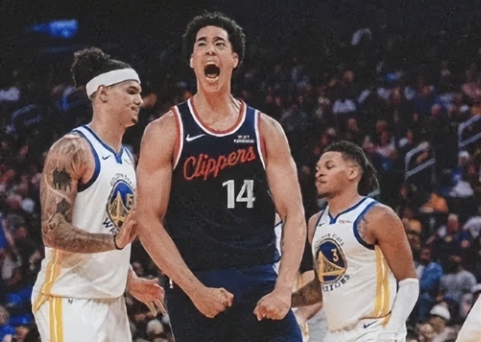 QbIpY, 士的季前赛, 最终桑德斯 QbIpY, 士的季前赛, 最终桑德斯