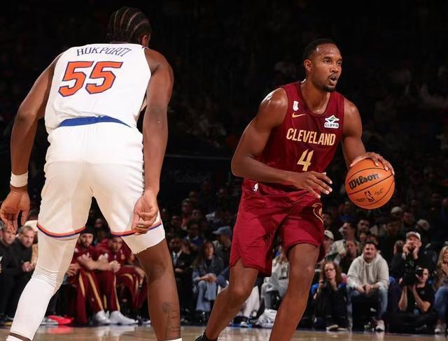 人轮换, 骑士队, 队揭幕战